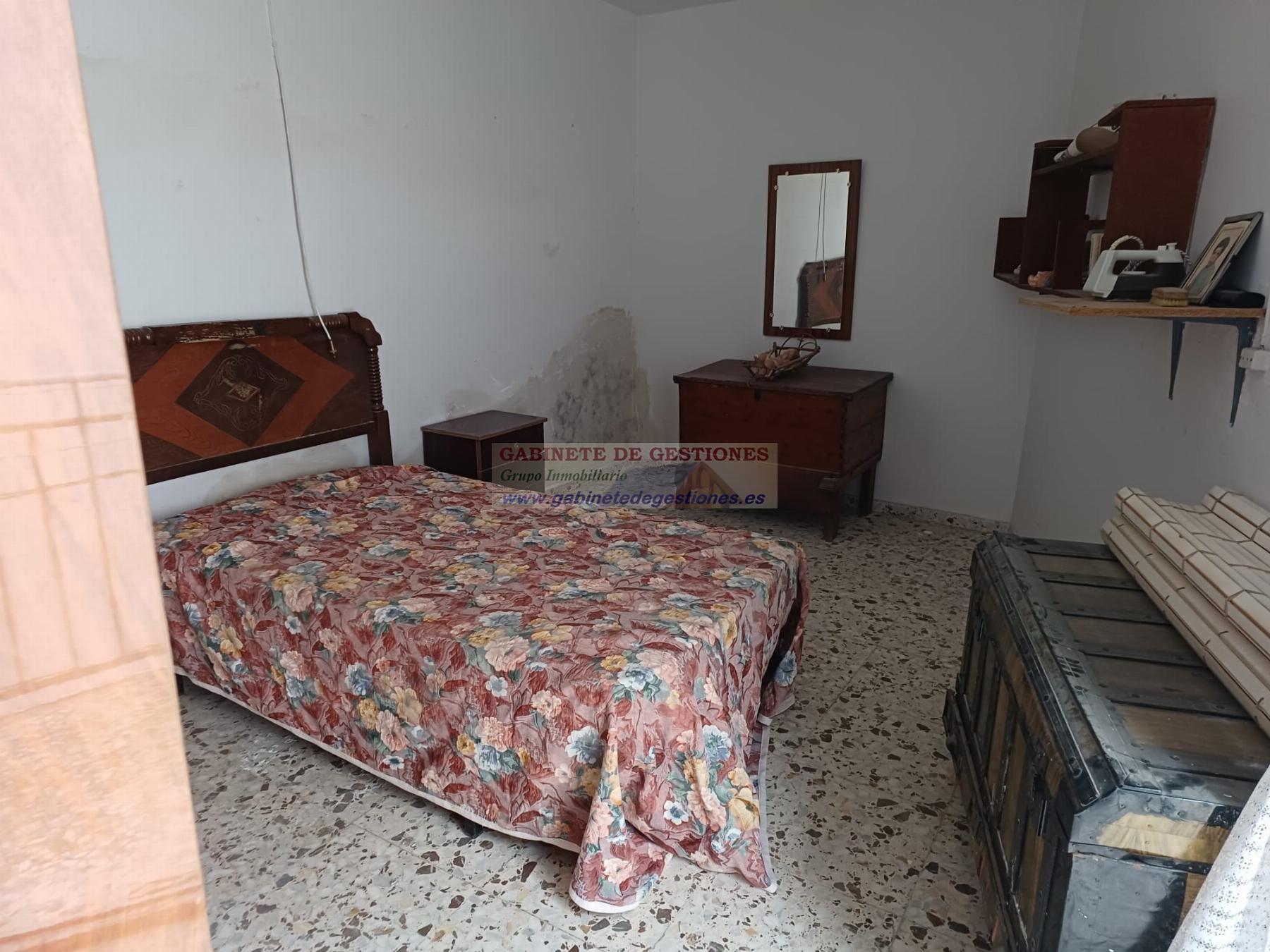 Venta de casa en Bogarra