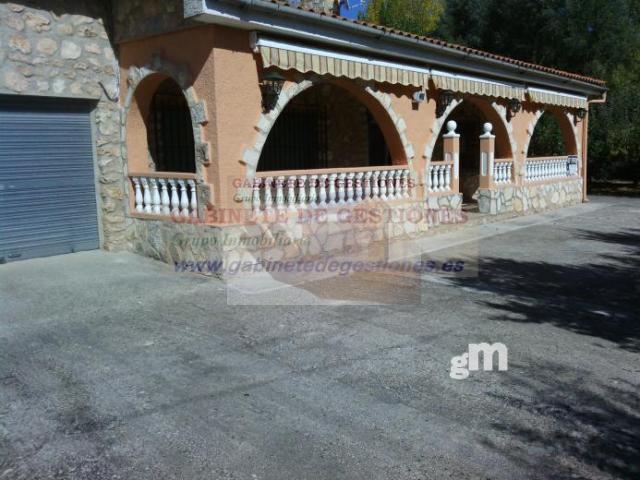 For sale of flat in Riópar