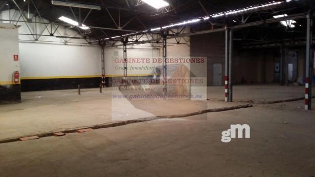 For rent of commercial in Albacete