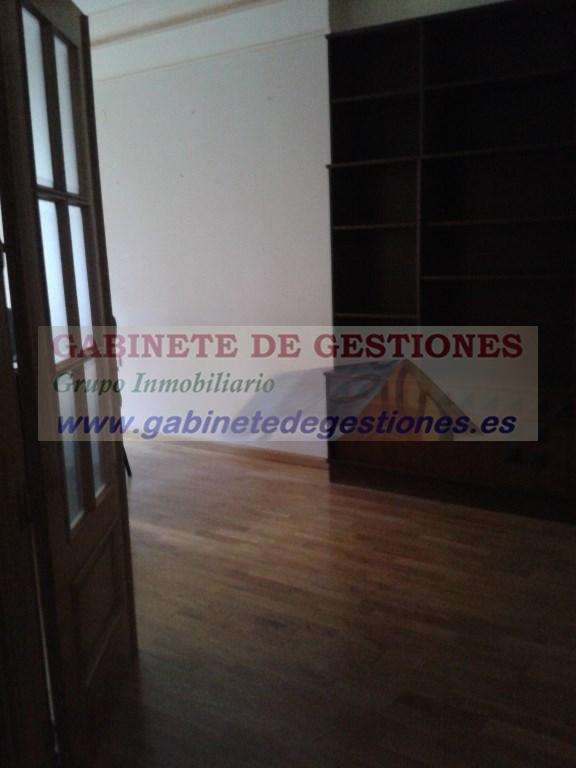 For sale of flat in Albacete