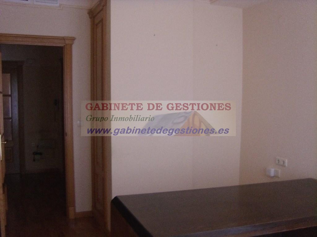 For sale of flat in Albacete