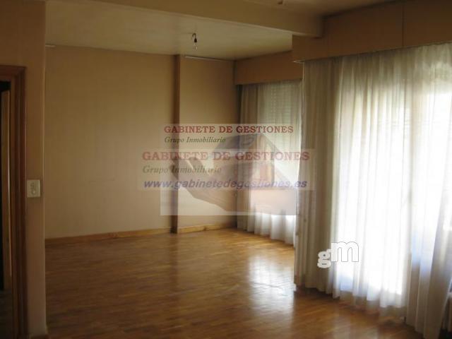 For sale of flat in Albacete