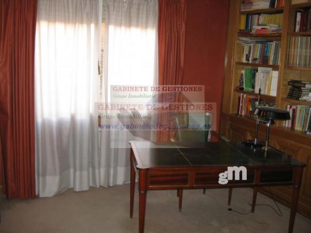 For sale of flat in Albacete