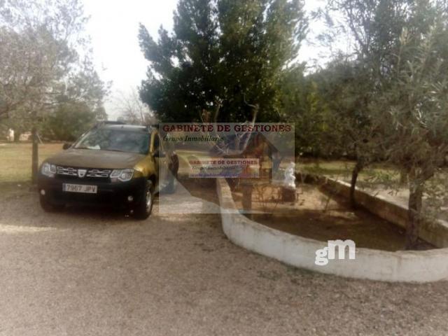 For sale of chalet in Barrax