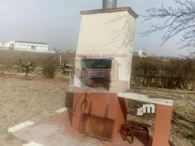 For sale of chalet in Barrax