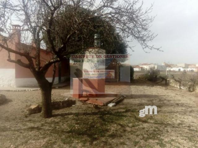 For sale of chalet in Barrax