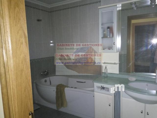 For sale of chalet in Albacete