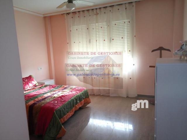 For sale of chalet in Albacete
