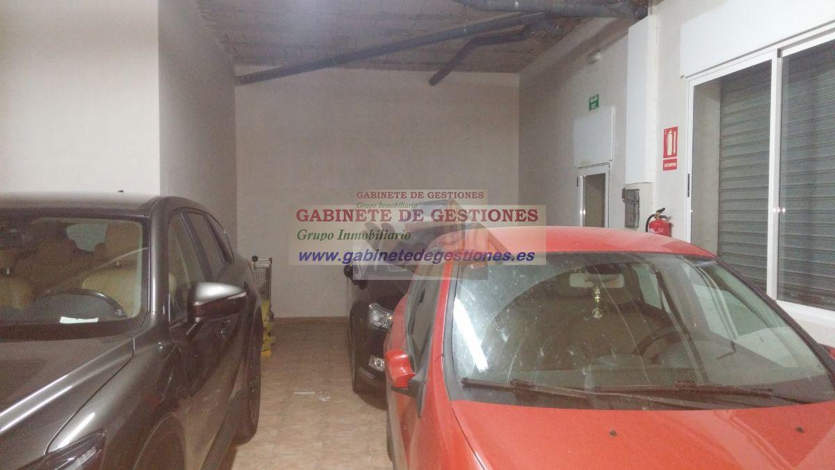 For sale of commercial in Albacete