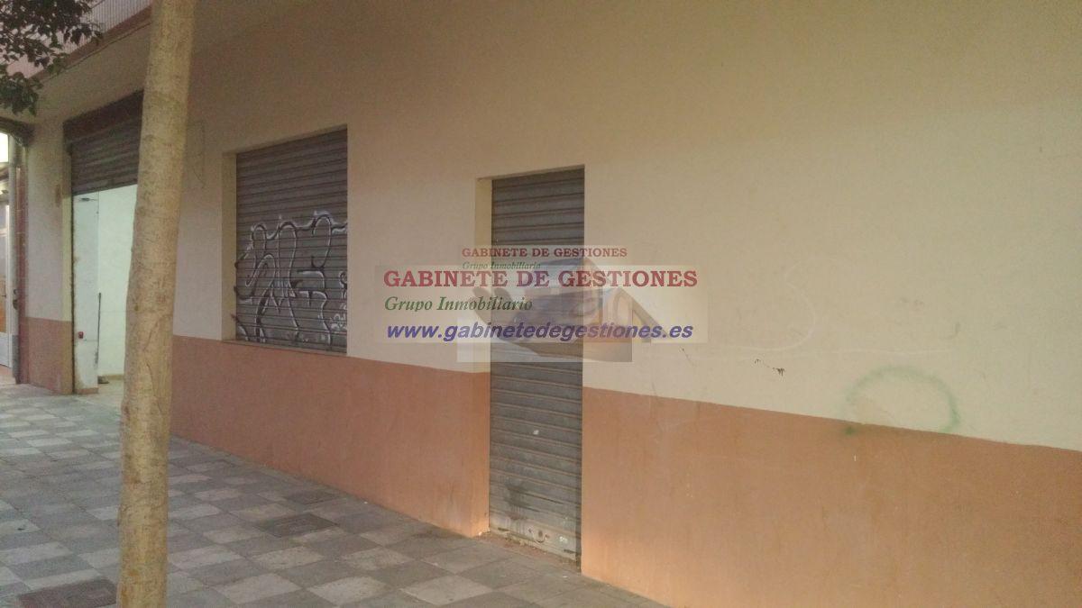 For sale of commercial in Albacete