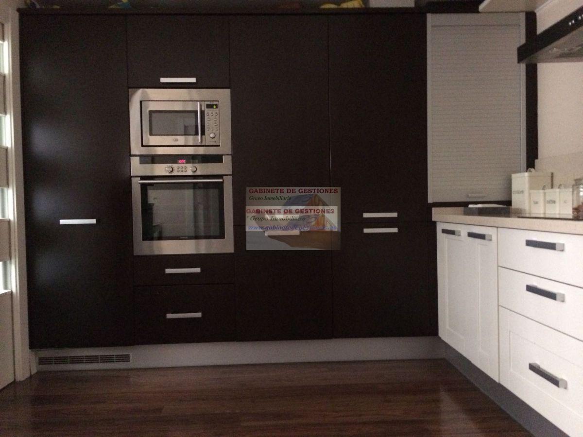 For sale of flat in Albacete