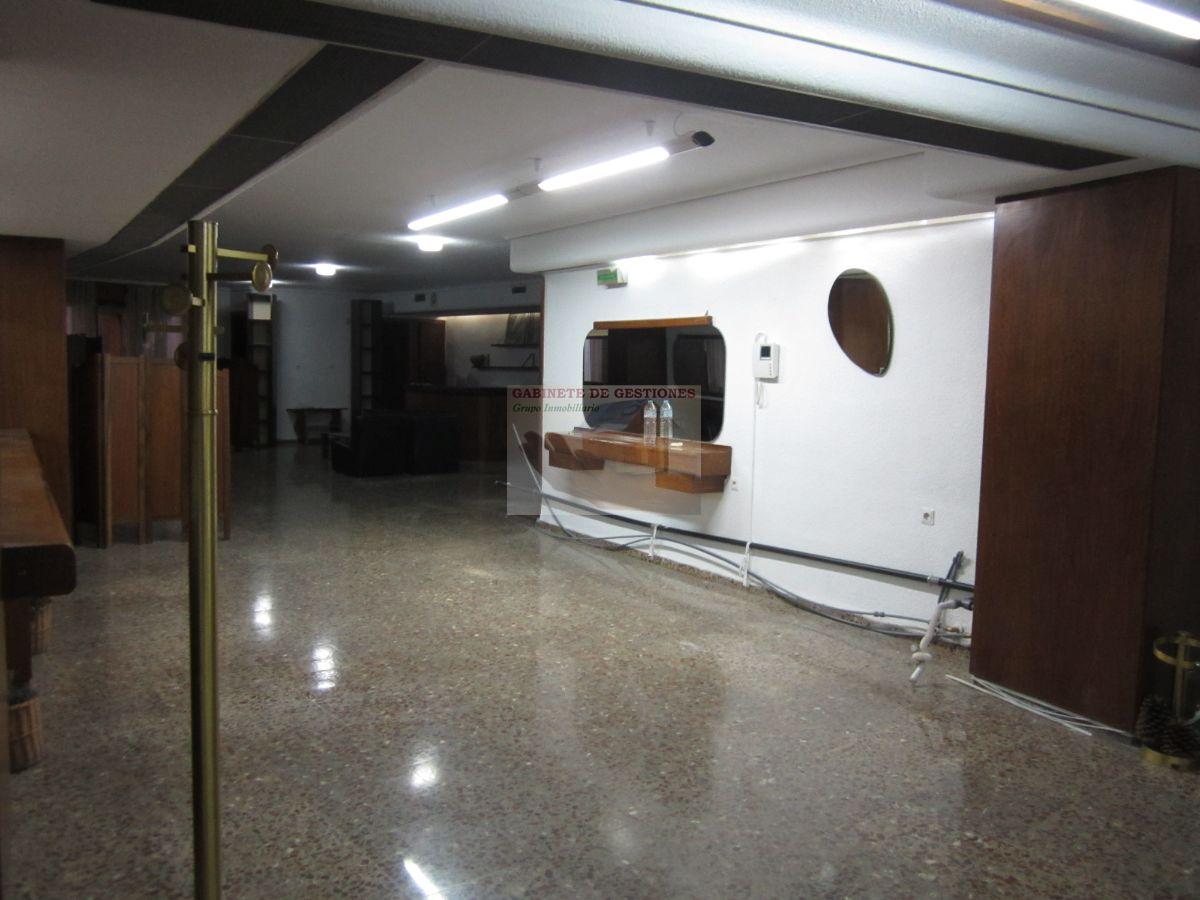 For sale of commercial in Albacete