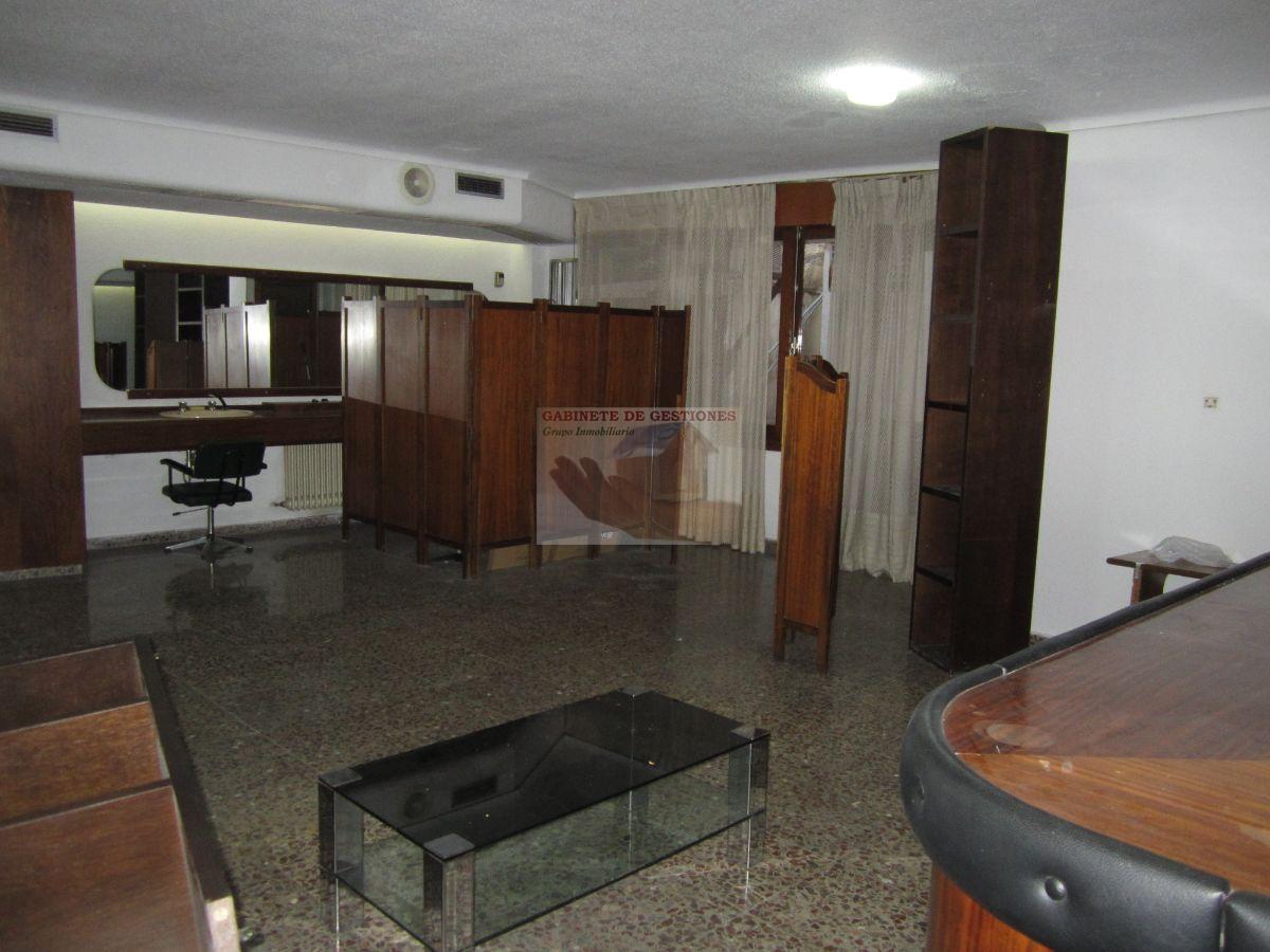 For sale of commercial in Albacete