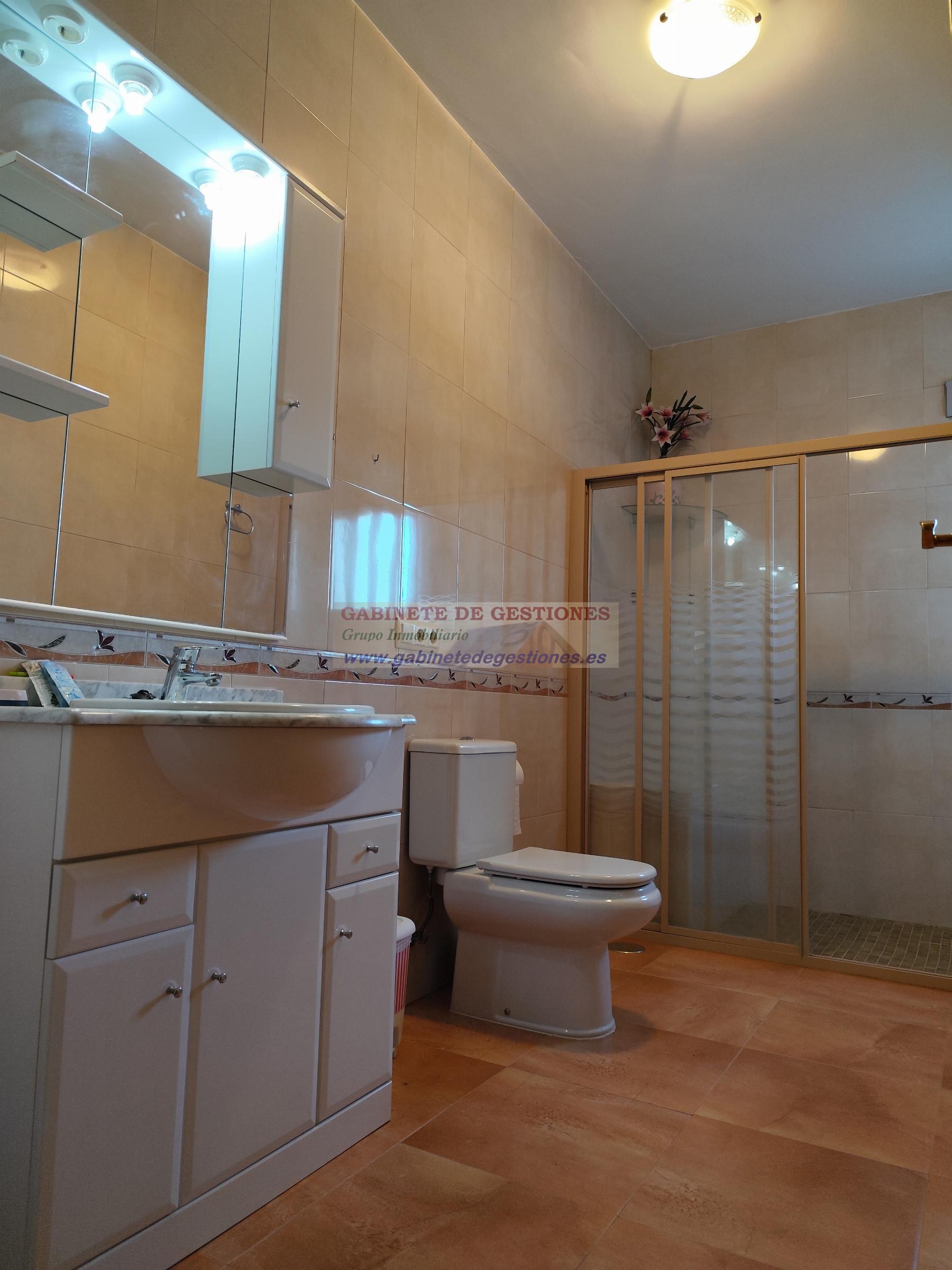 Venta de chalet en Valdeganga