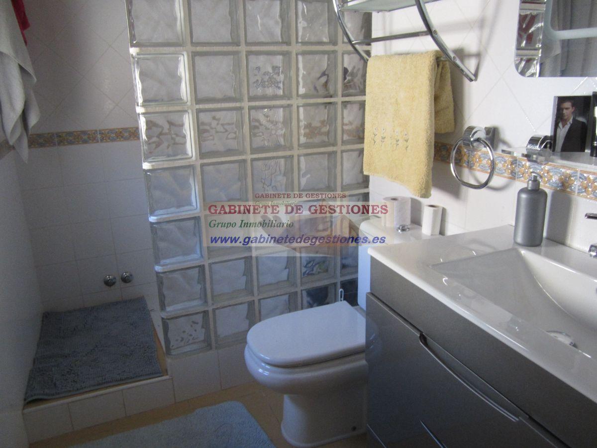 For sale of chalet in Albacete