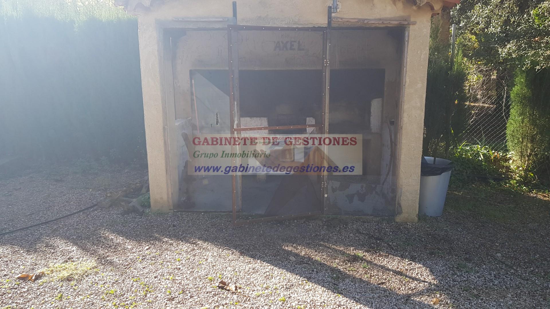 Venta de finca de recreo en Yeste