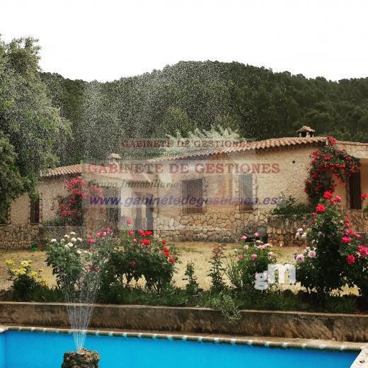 Venta de finca de recreo en Yeste Venta de finca de recreo en Yeste