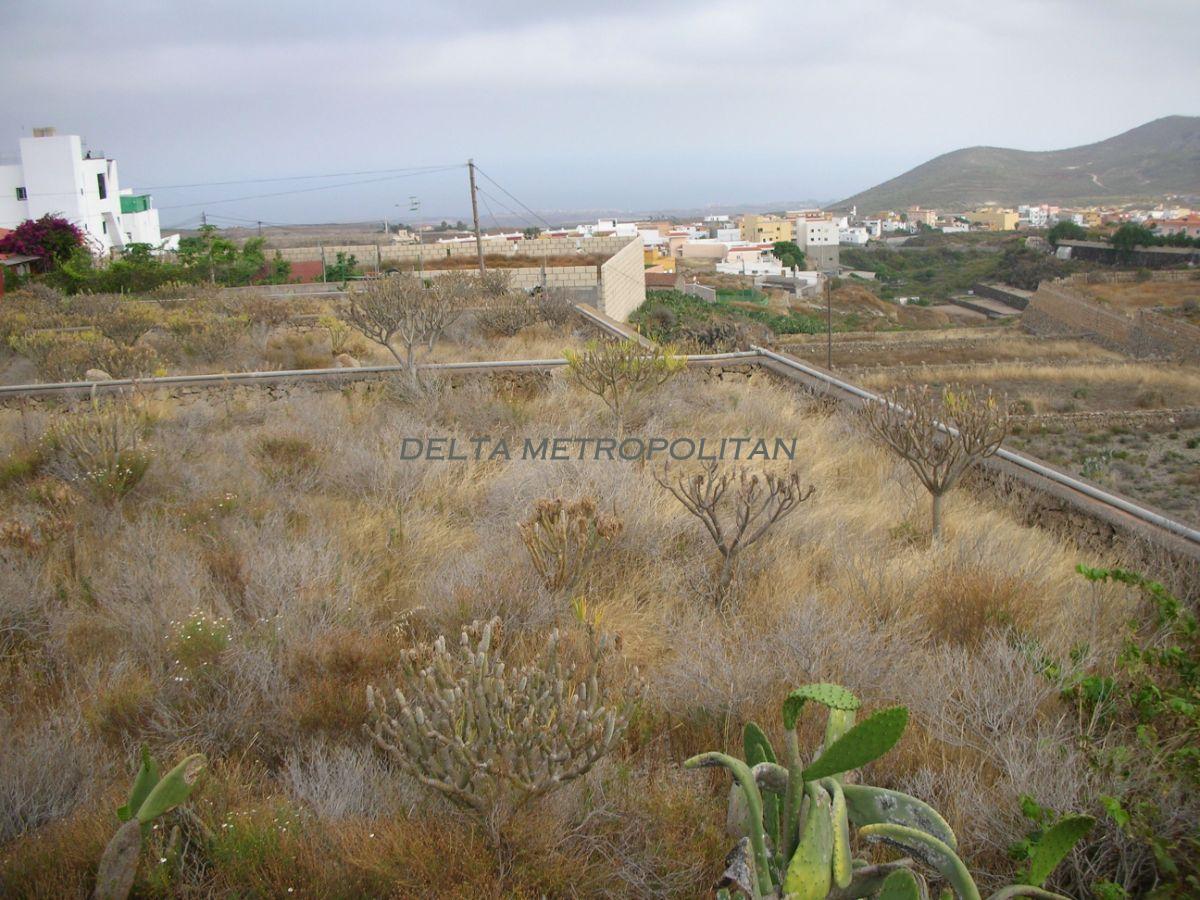 For sale of land in San Miguel de Abona