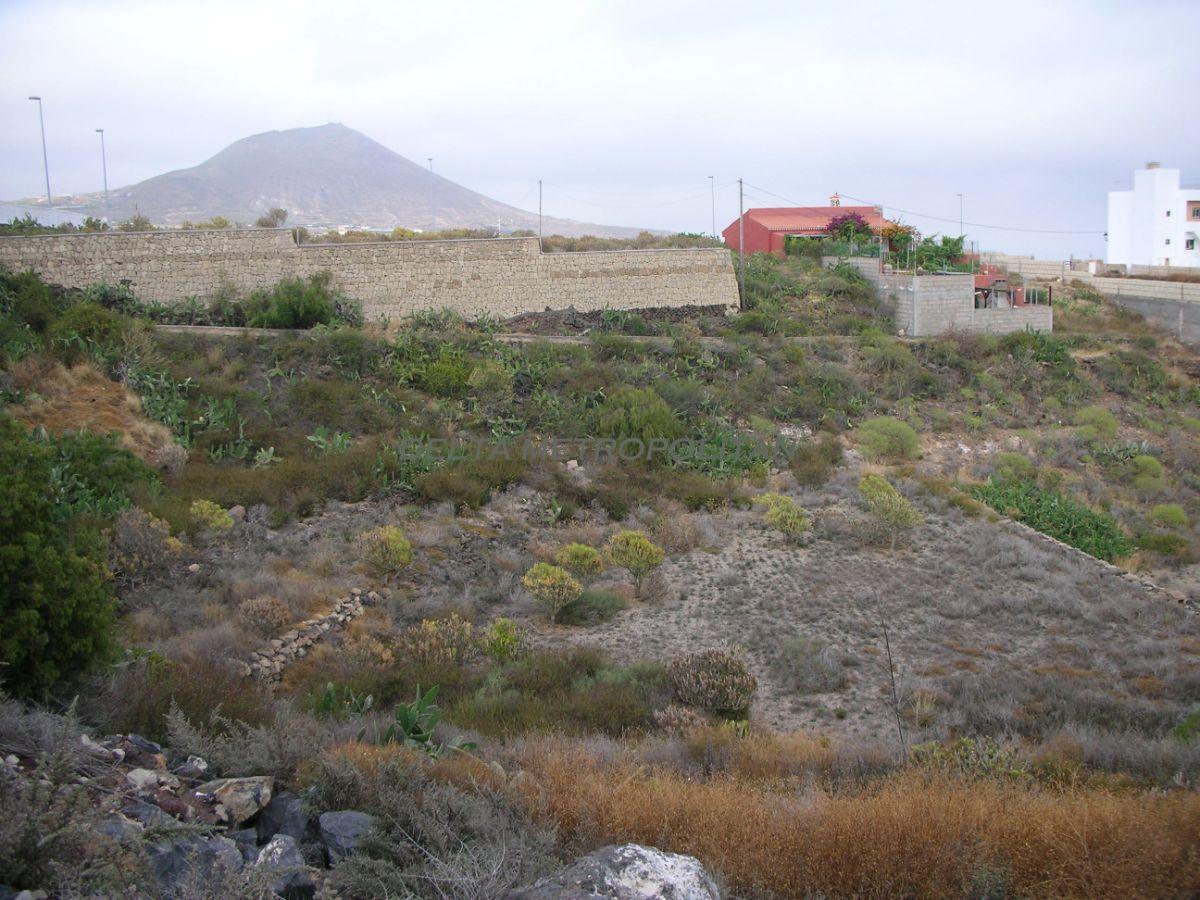 For sale of land in San Miguel de Abona