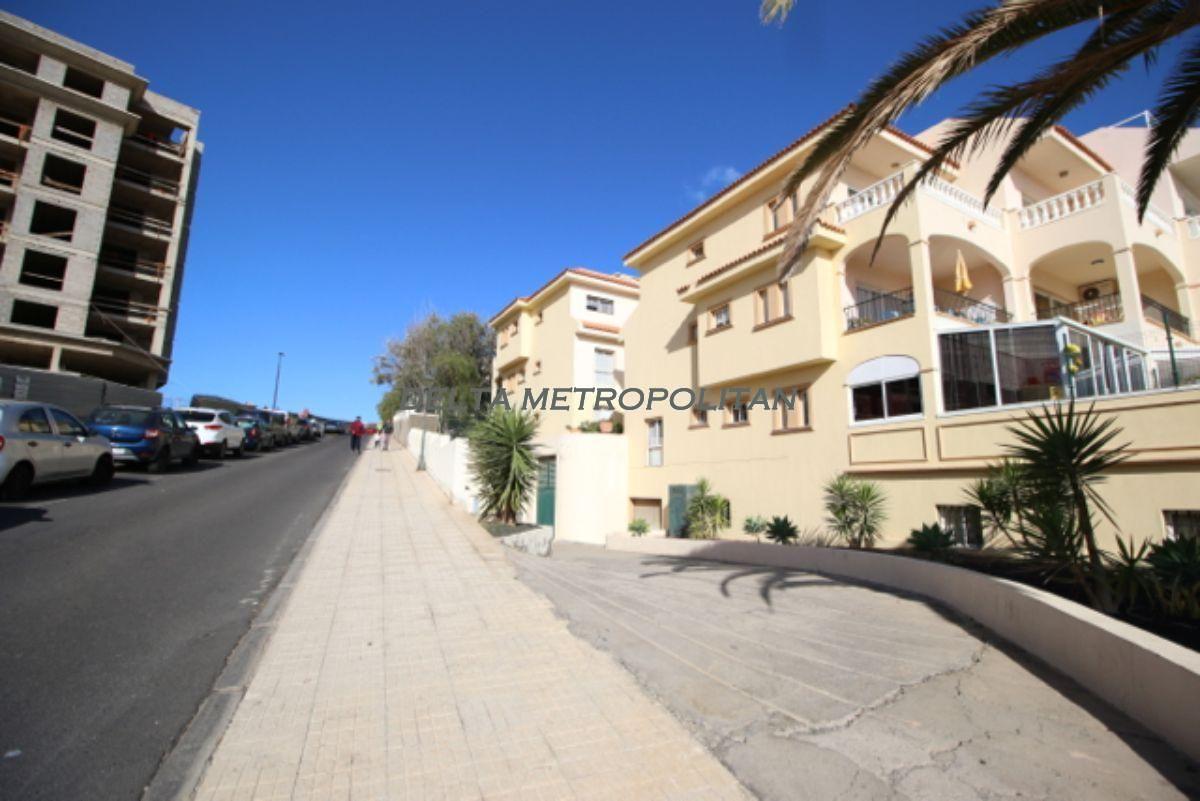 Zu verkaufen von garage in
 San Miguel de Abona