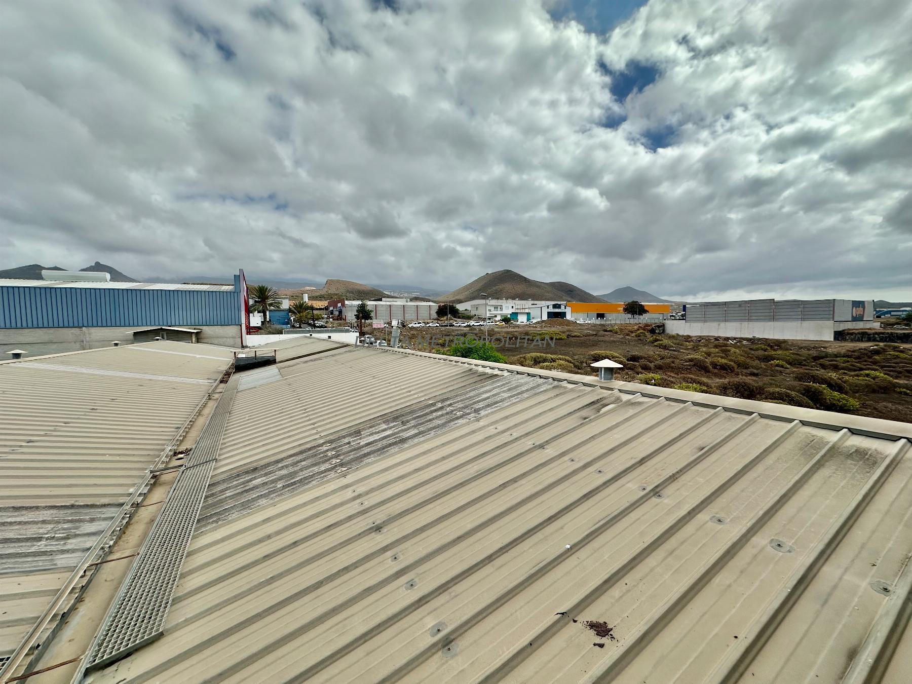 For sale of industrial plant/warehouse in San Miguel de Abona