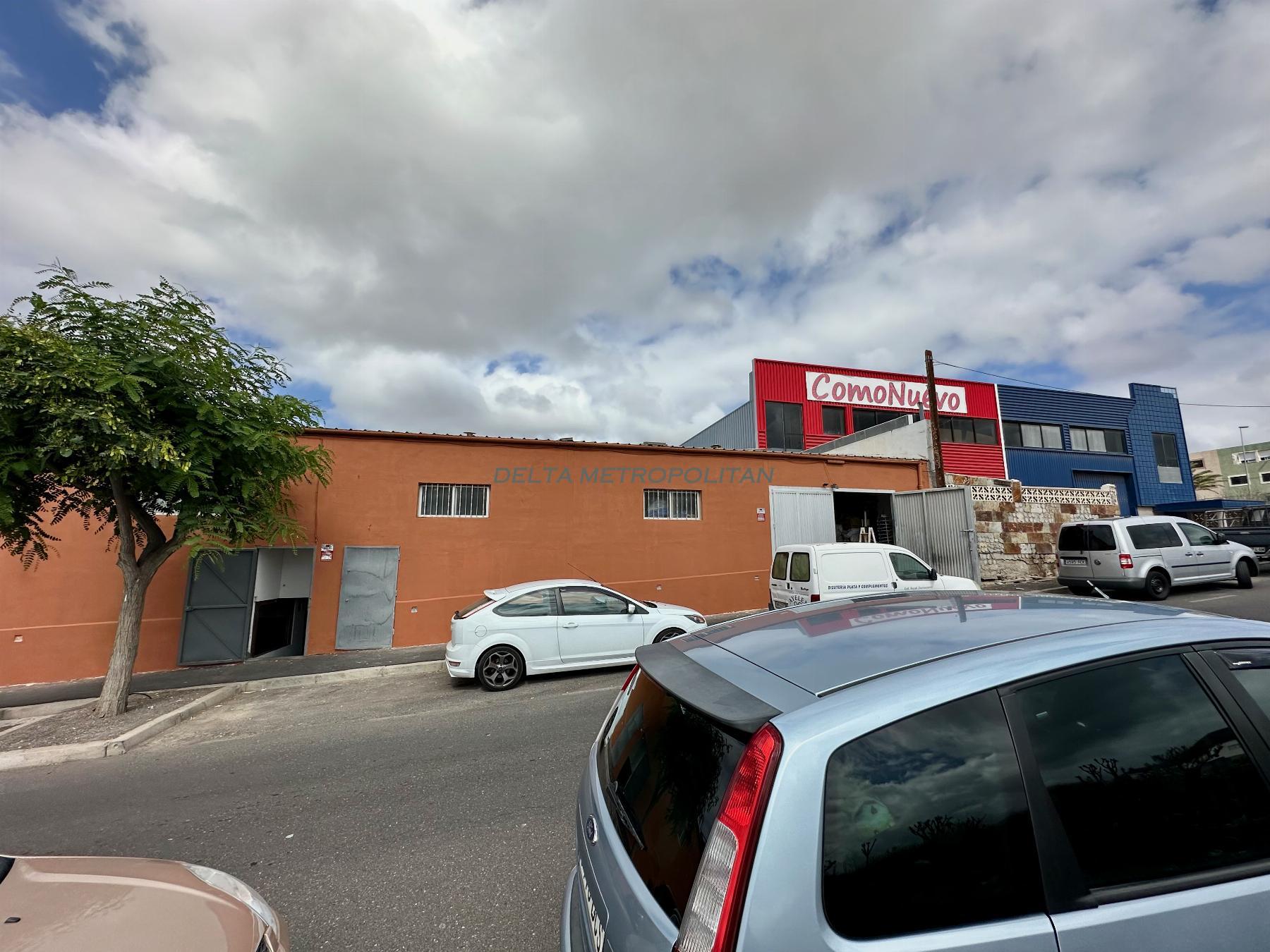 For sale of industrial plant/warehouse in San Miguel de Abona