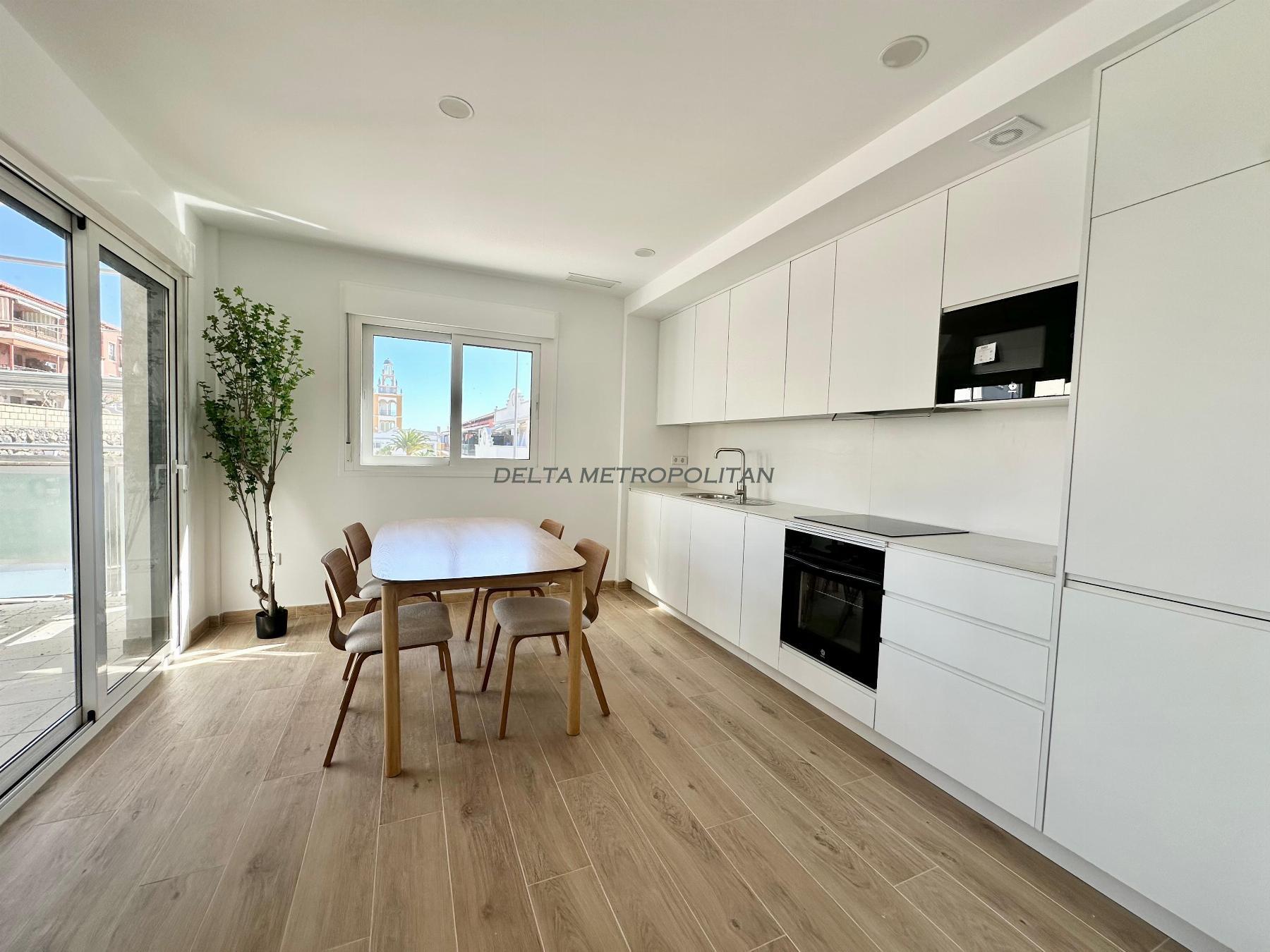 Продажа от

 Квартира на San Miguel de Abona