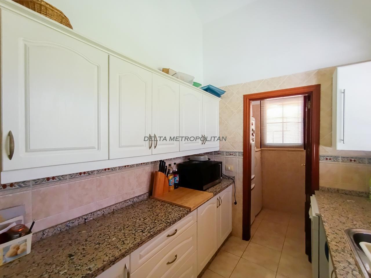 Venta de villa en Arona