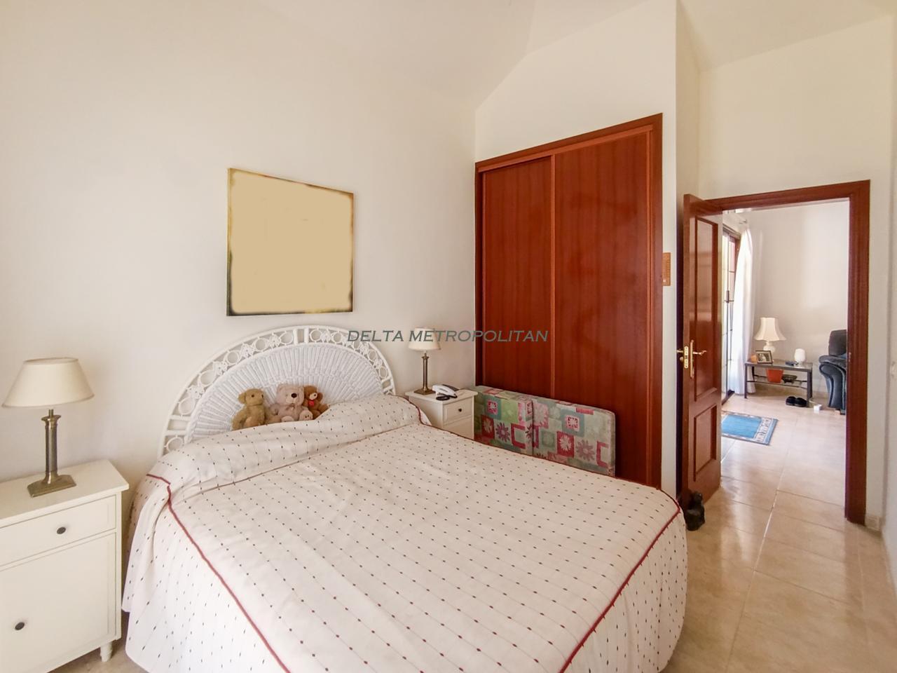 Venta de villa en Arona
