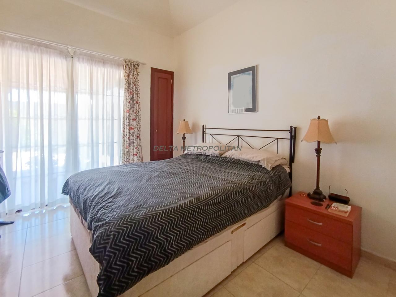 Venta de villa en Arona