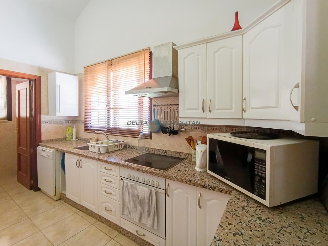 Venta de villa en Arona