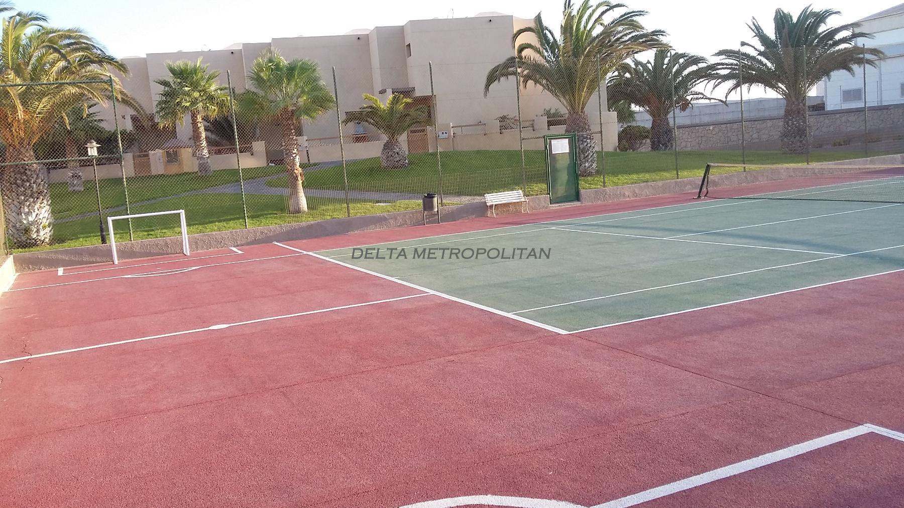 For sale of duplex in Granadilla de Abona