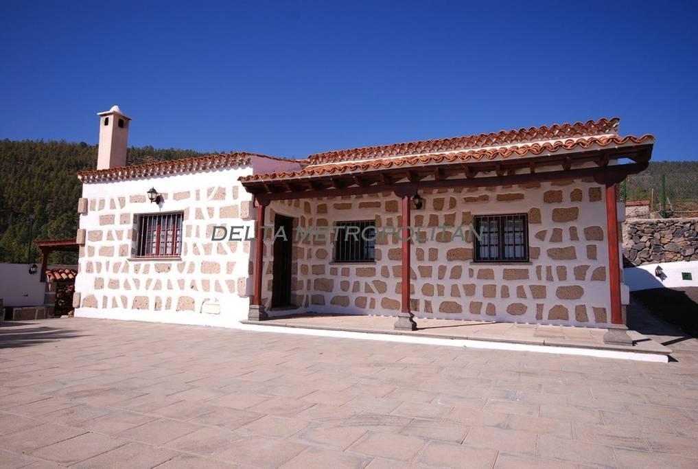 For sale of rural property in Granadilla de Abona