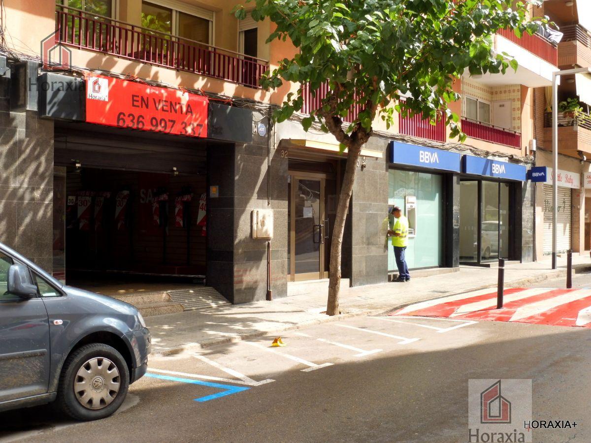 Venta de local comercial en Sant Vicenç dels Horts