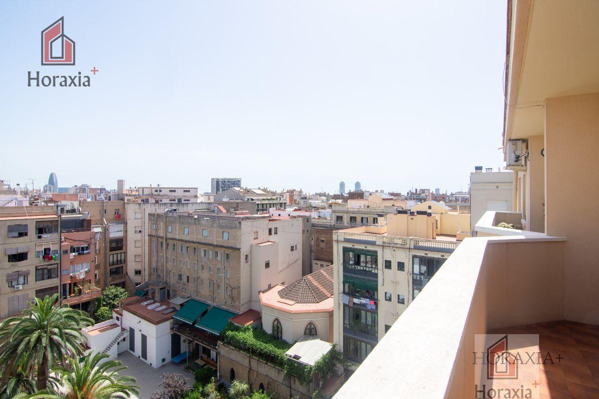 For sale of duplex in Barcelona