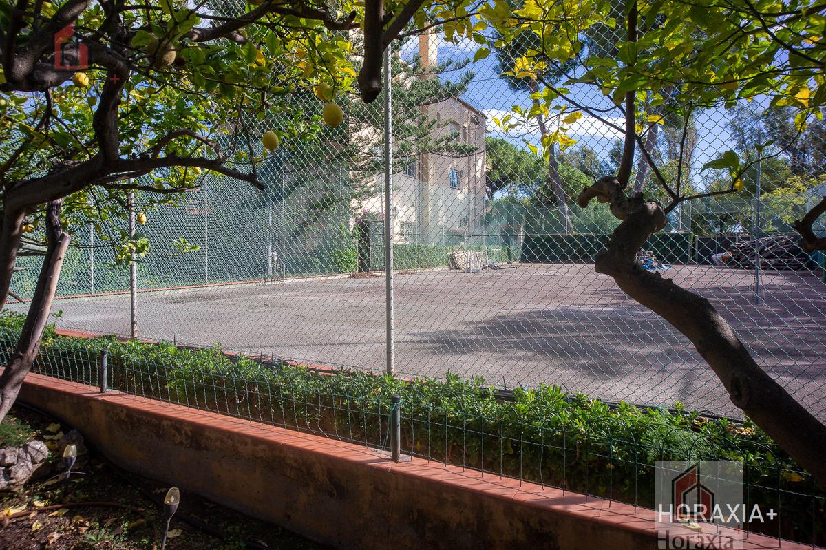 For sale of house in Castelldefels