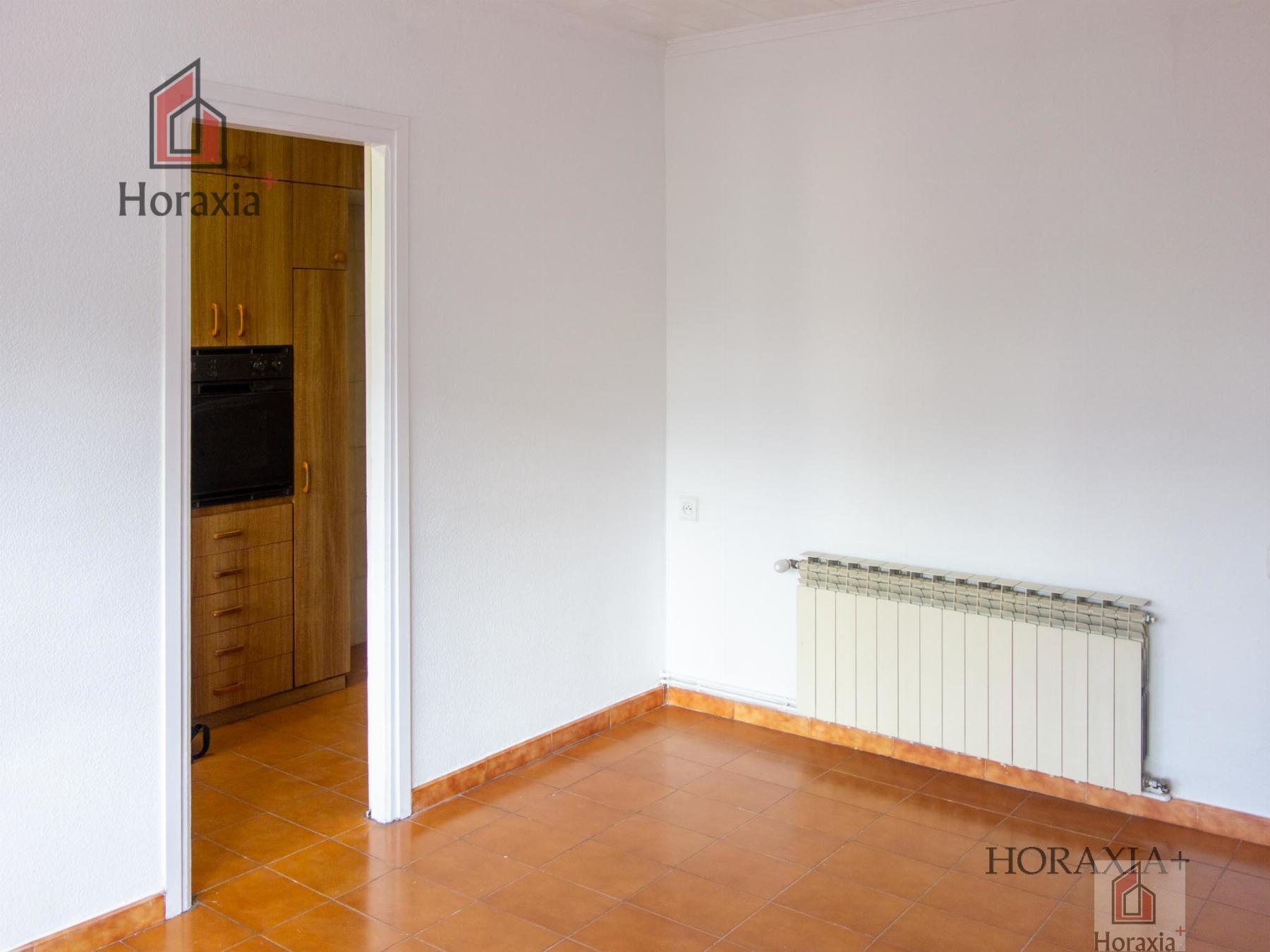 For sale of flat in Sant Vicenç dels Horts