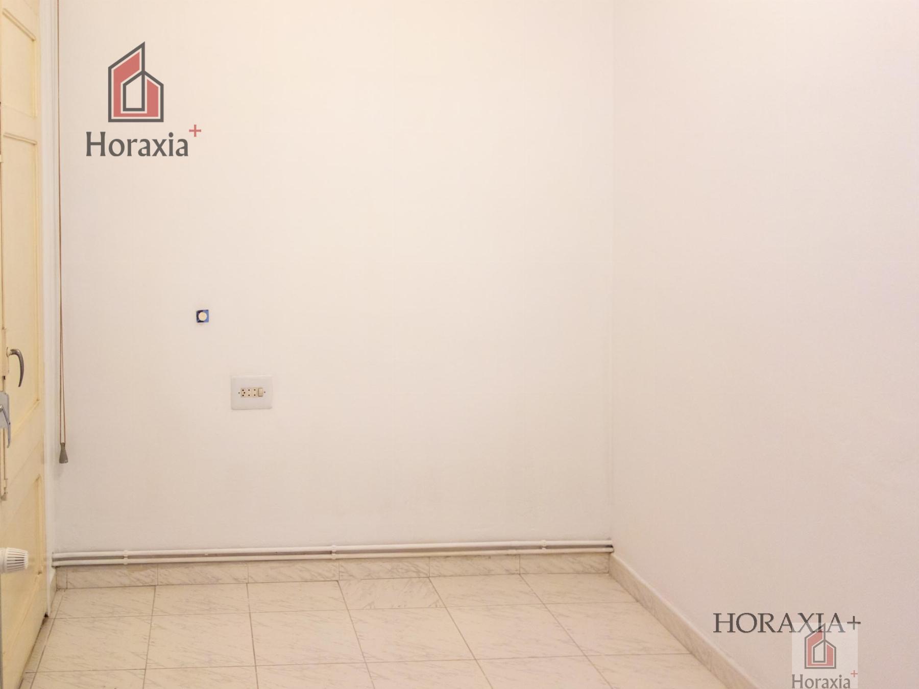 For sale of flat in Sant Vicenç dels Horts