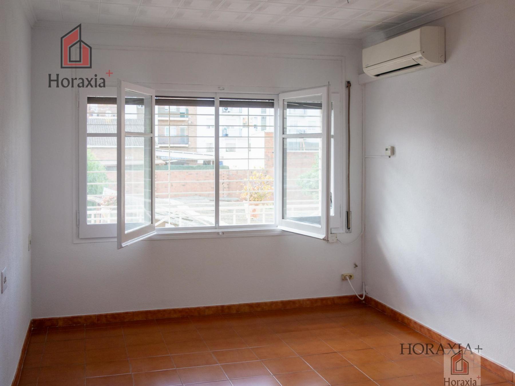 For sale of flat in Sant Vicenç dels Horts