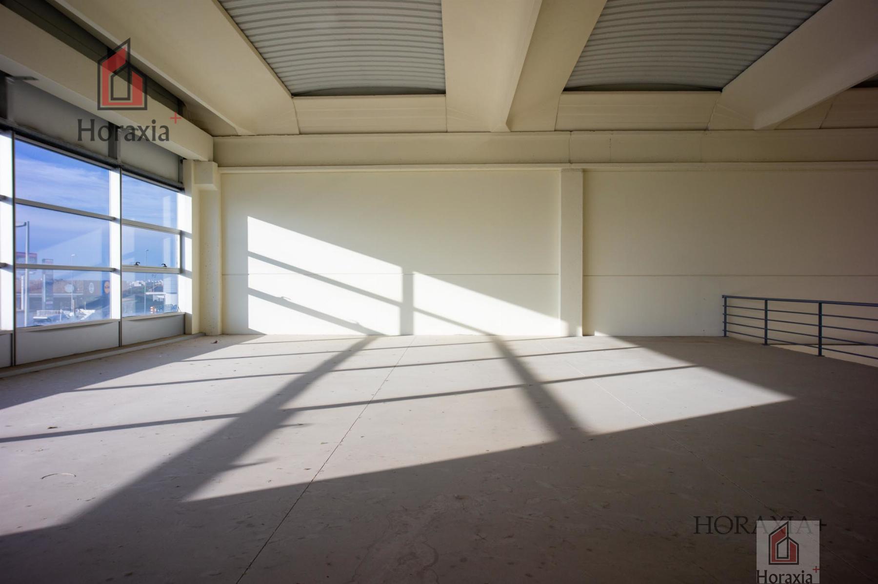 For sale of commercial in Vilanova i la Geltrú