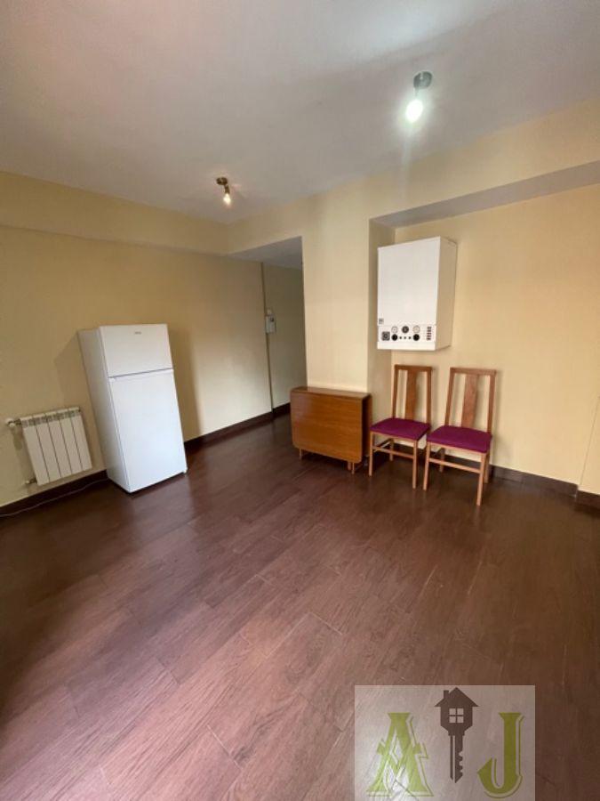 For rent of apartment in Madrid