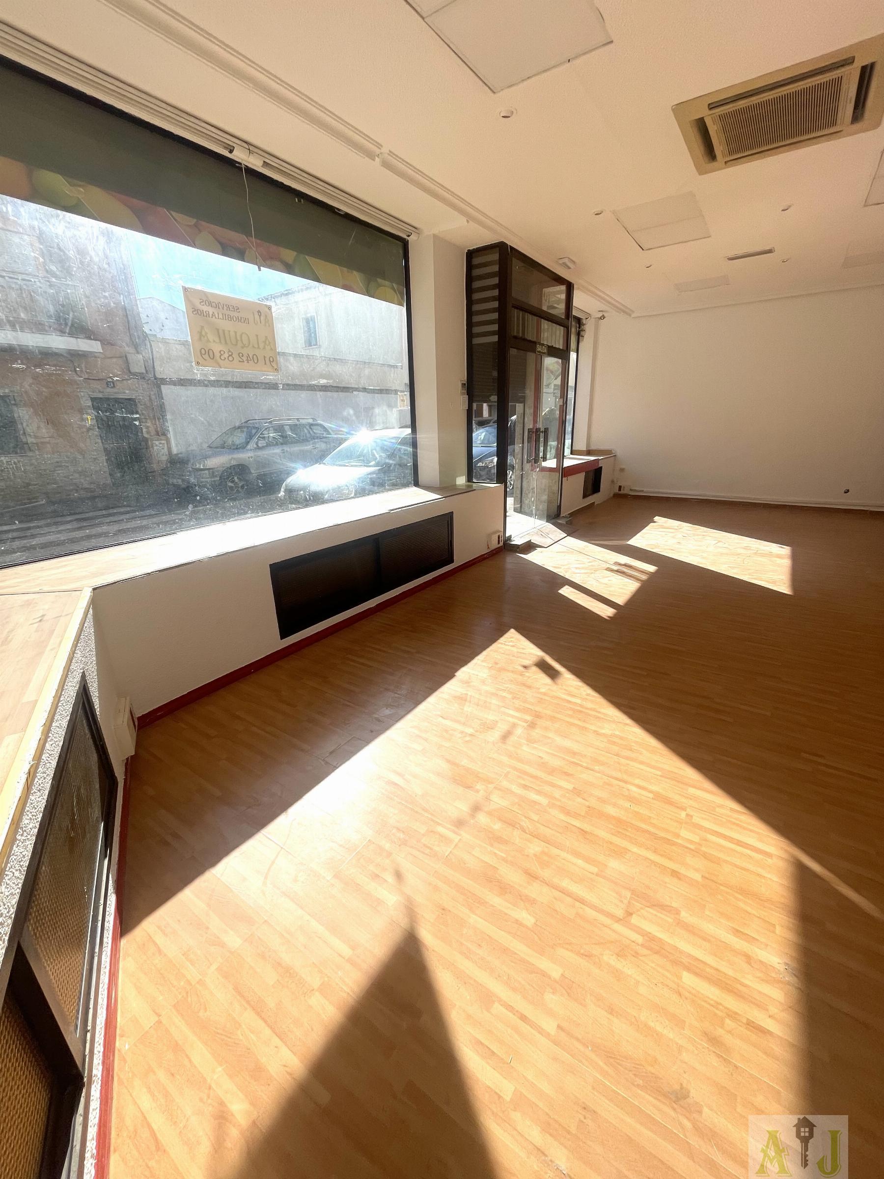 For rent of commercial in Madrid