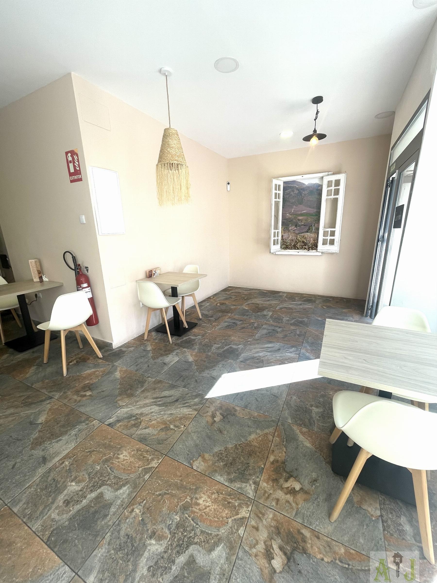 Alquiler de local comercial en Paracuellos de Jarama