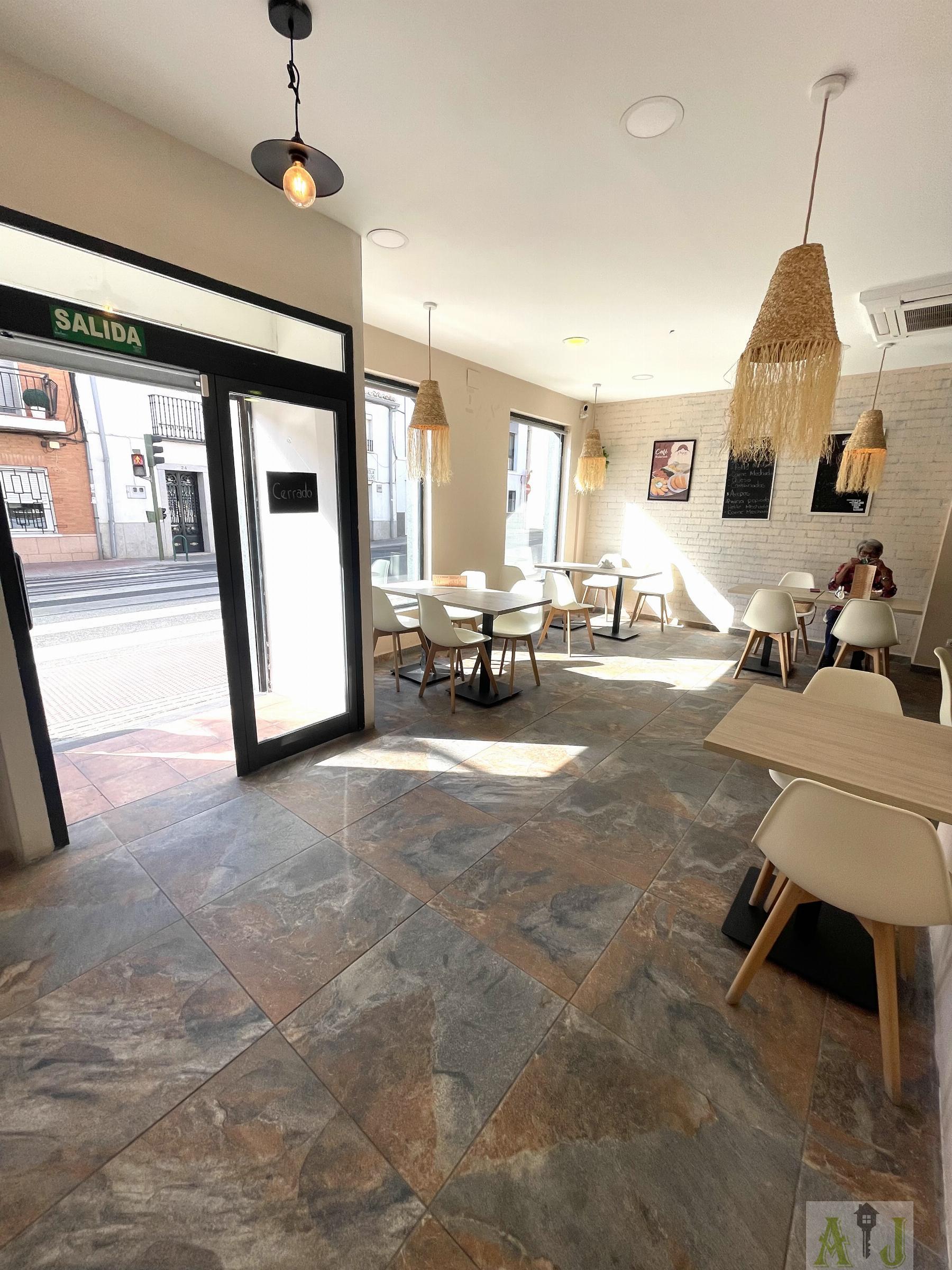 Alquiler de local comercial en Paracuellos de Jarama
