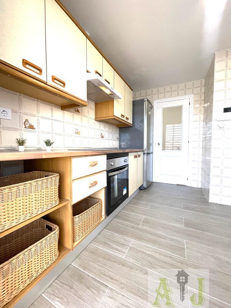 For sale of flat in Madrid