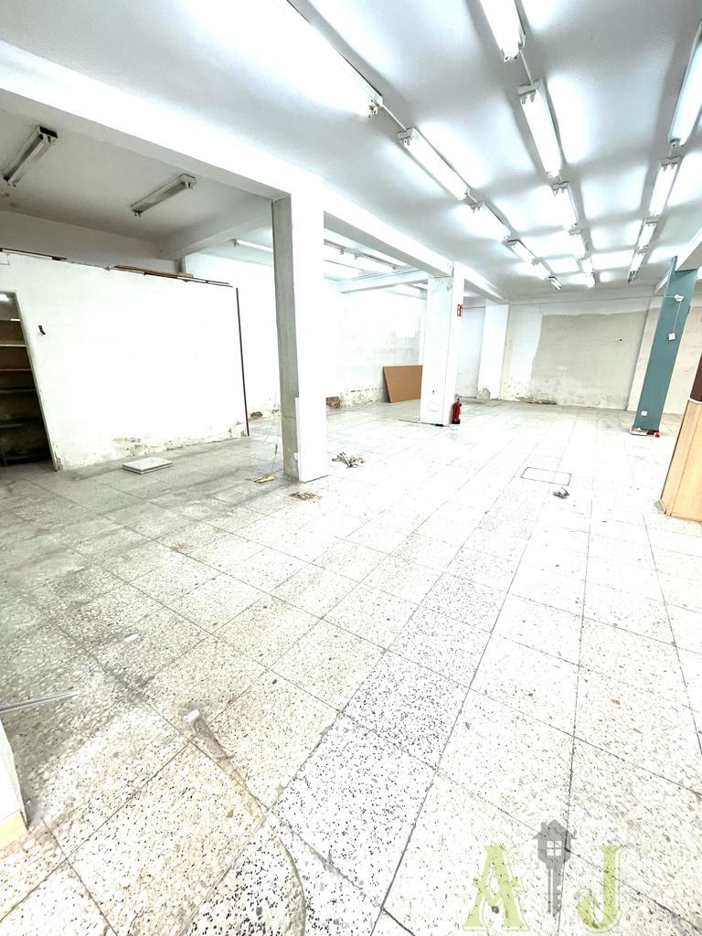 For rent of commercial in Madrid