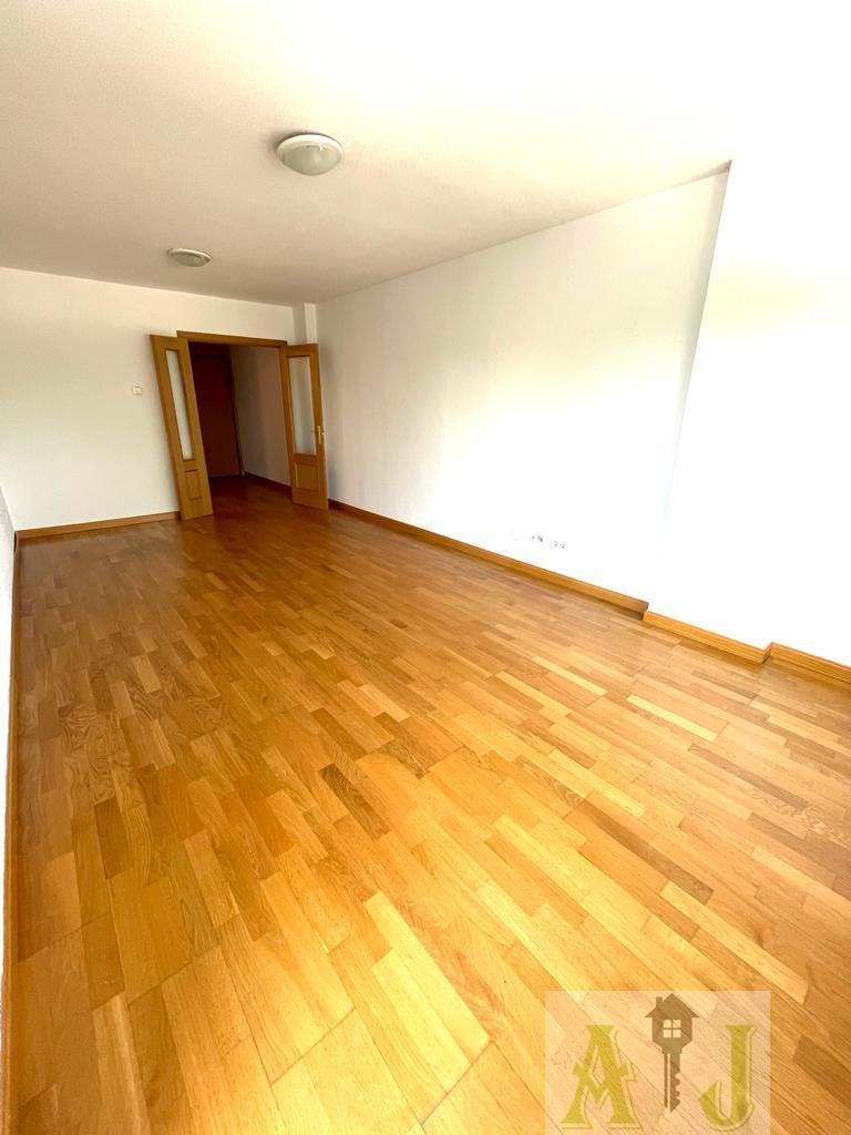 For rent of flat in Paracuellos de Jarama