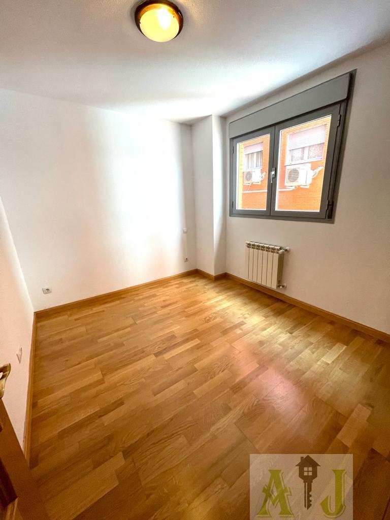 For rent of flat in Paracuellos de Jarama