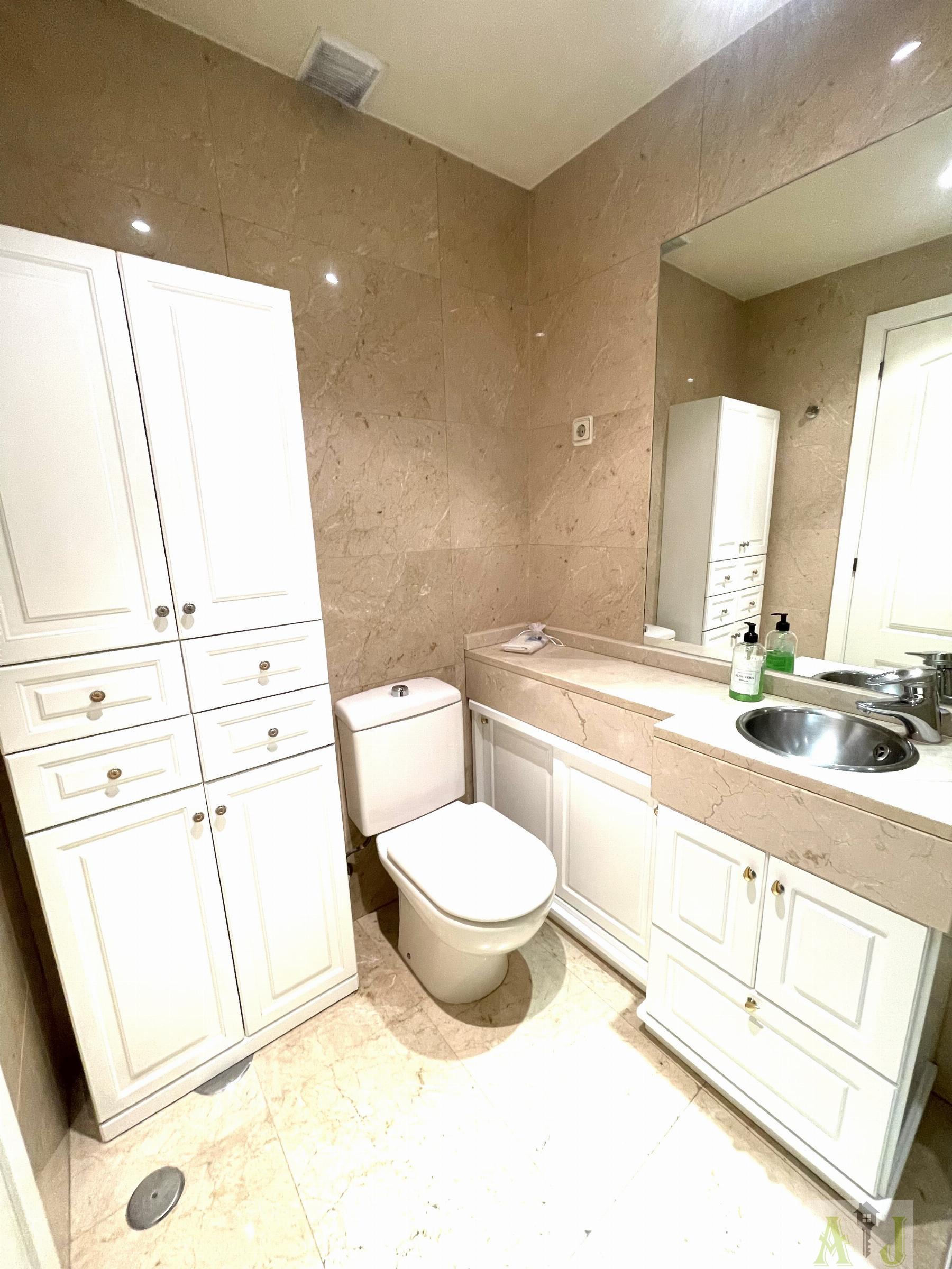 For sale of flat in Madrid