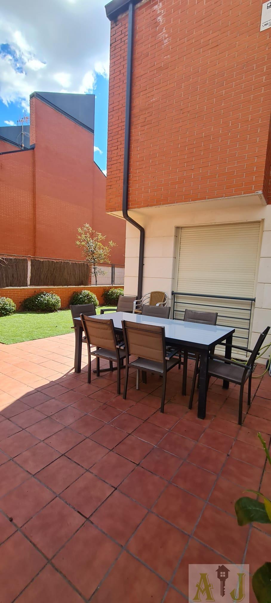 For rent of house in Paracuellos de Jarama